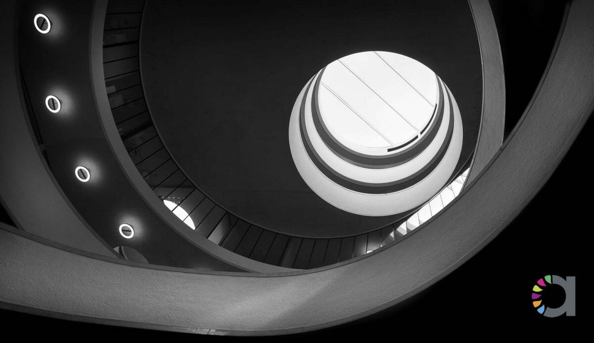 Spiral-staircase